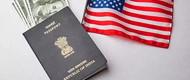 特朗普禁止H1-B签证的计划将伤害印度技术人员
