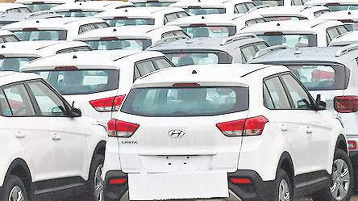 New row: FADA claims stocks building up, car-makers say no