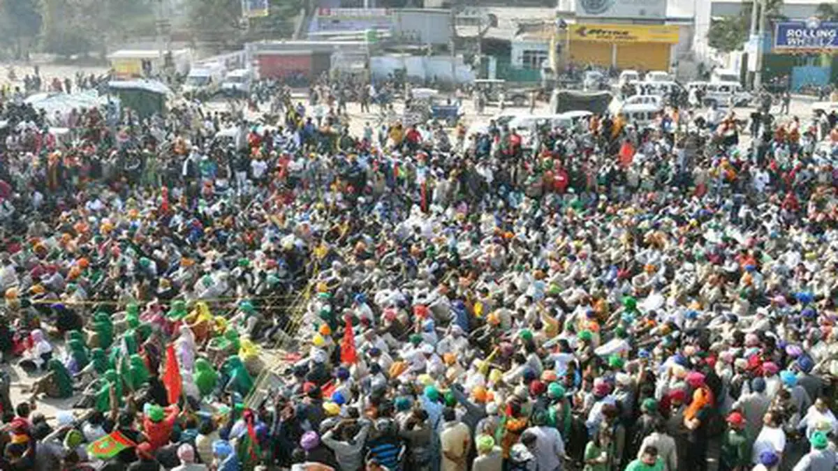 Farmers say no to conditional talks; will continue blockade - The Hindu BusinessLine