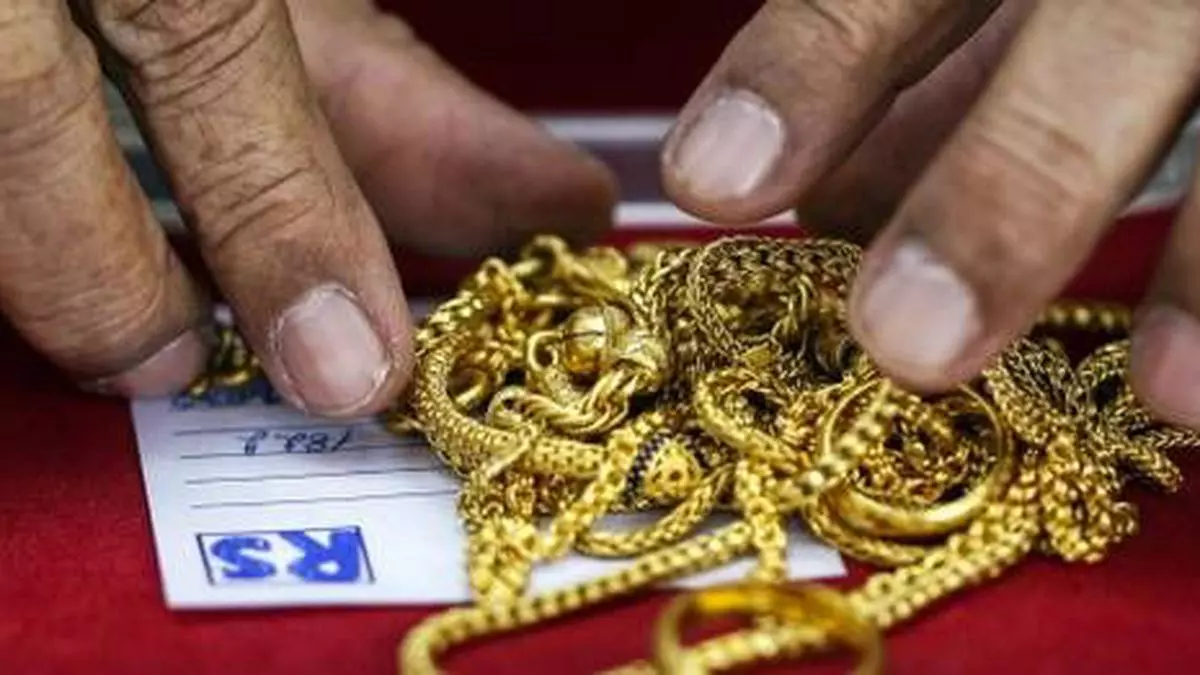 Gold loans shine as small businesses, borrowers look for ready cash - The  Hindu BusinessLine