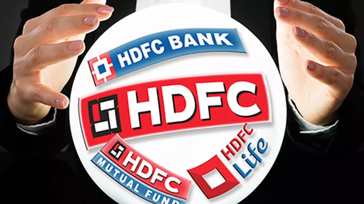 HDFC-HDFC Bank deal may face regulatory bump over insurance business: Analysts