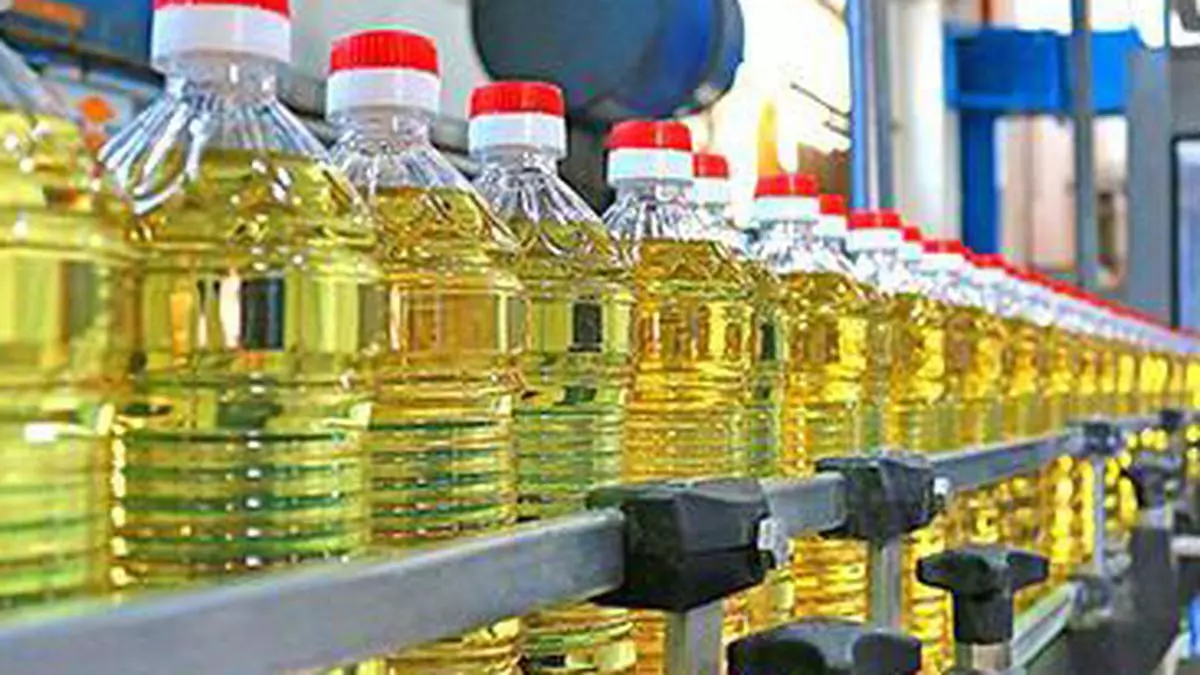 
        Reduction in palm oil prices to bolster margins for FMCG players  
    