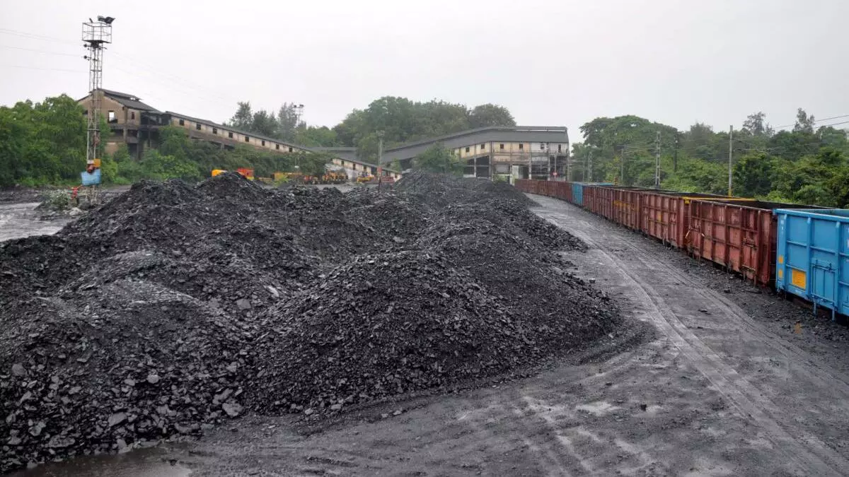 Buzz Update Private companies can now lease over 3,200 hectares of non-minus coal land

 TOU