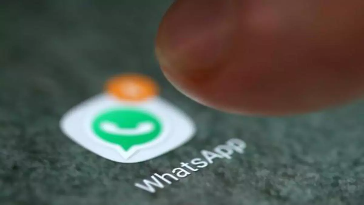 Featured image of post New Whatsapp Update November 2020 : Those announcements won&#039;t be sent in the form of this announcement will appear when whatsapp is releasing their new terms and it explains the main.