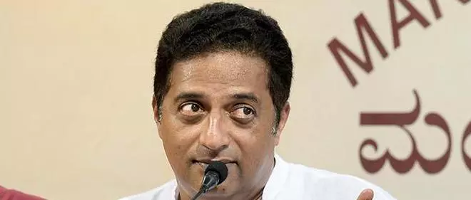 Image result for Prakash Raj the first person to support media