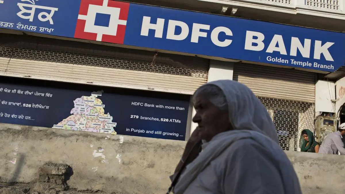 Hdfc Bank Cuts Lending Rates By 10 Basis Points The Hindu Businessline - 