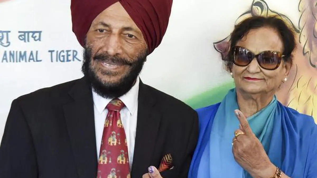 Milkha Singh News : When Milkha Singh Called Farhan Akhtar In Bhaag Milkha Bhaag A Ditto Copy Of Himself Hindi Movie News Times Of India : He is the only athlete to win gold in the 400m at the asian as well the commonwealth games.