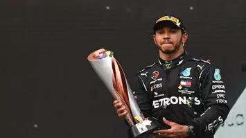1:18 Lewis Hamilton 2020 Turkey Grand Prix Winners Trophy